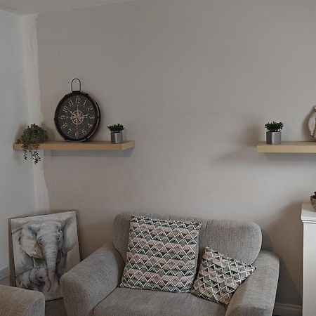 Improved Private House In Central Location Portsmouth Zewnętrze zdjęcie
